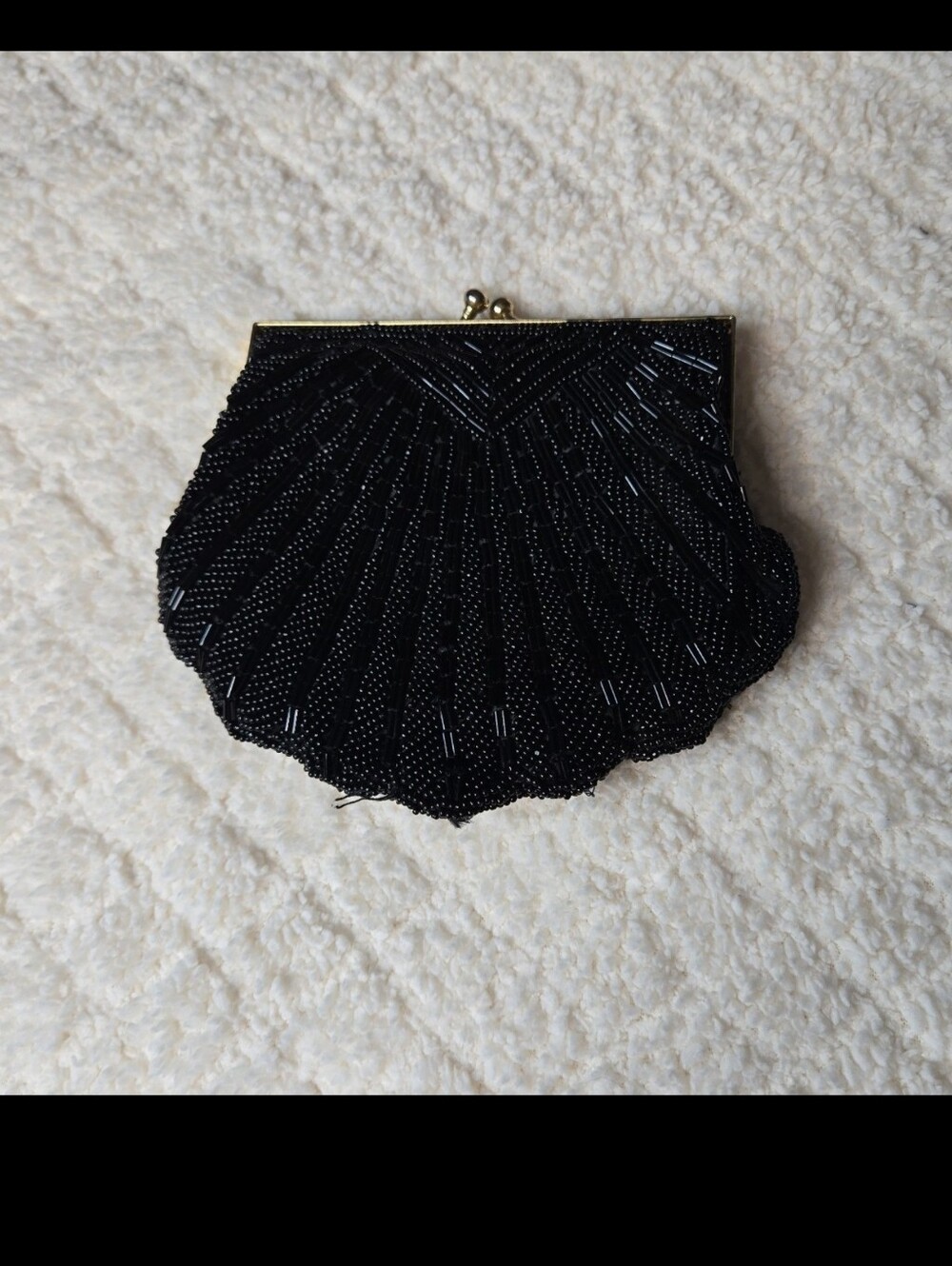 VINTAGE little black beaded clamshell covertable clutch/ shoulder purse